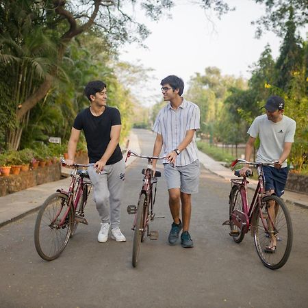 Modi'S Resort, Karjat Exteriér fotografie
